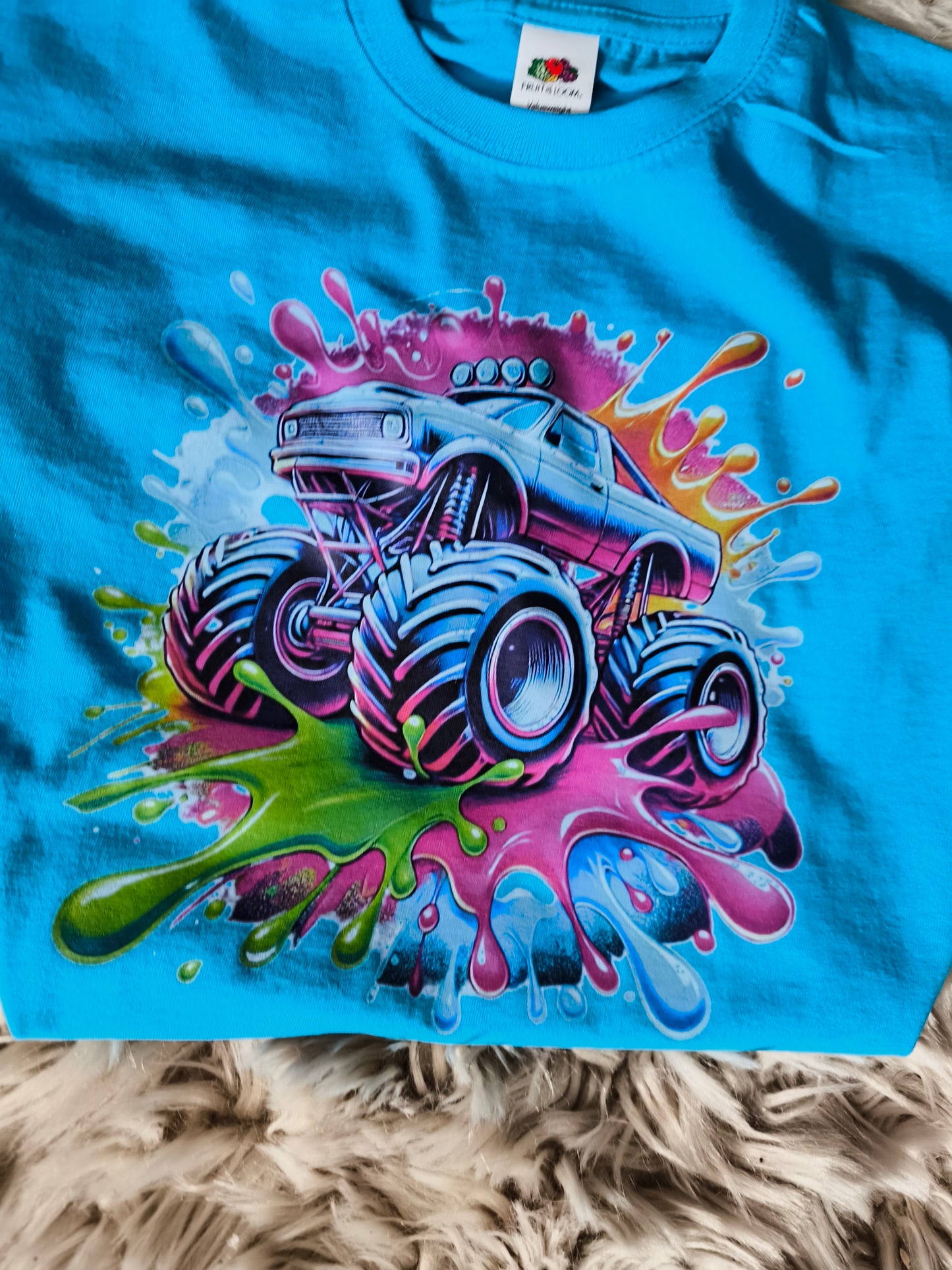 Farbenfrohes Kinder T-Shirt - Monstertruck